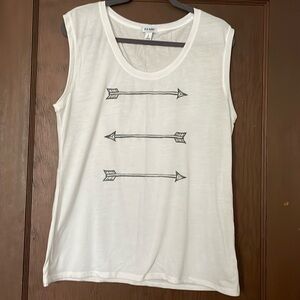 Comfy soft muscle tank! 🏹